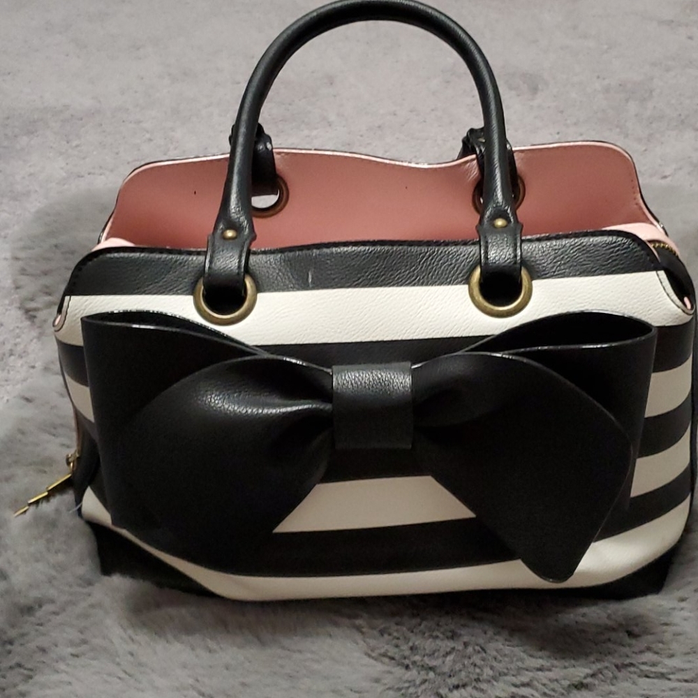 Betsey Johnson handbag